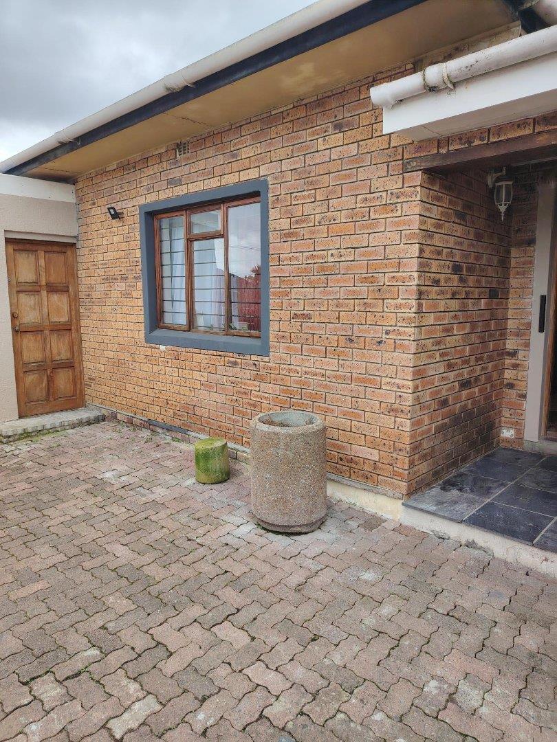 To Let 3 Bedroom Property for Rent in Parow Western Cape